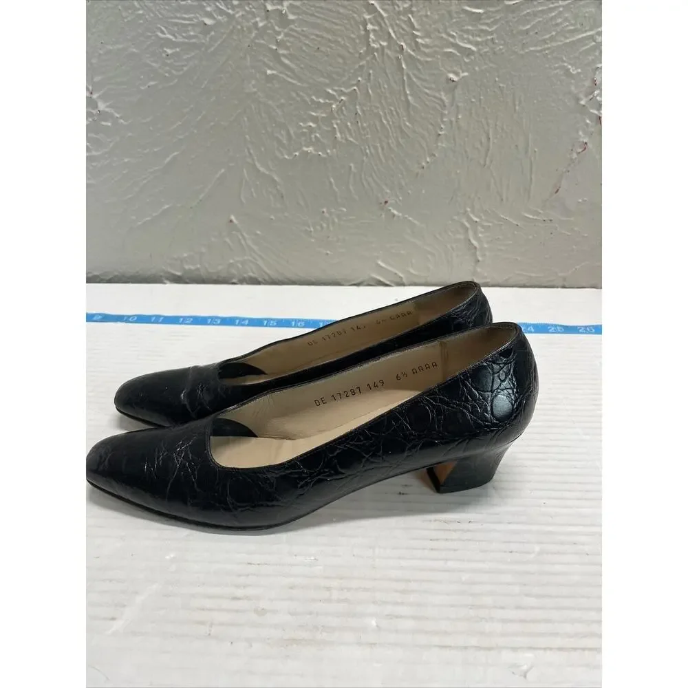 Salvatore Ferragamo Womens Black Leather Narrow Pumps Size 6.5 AAAA‎